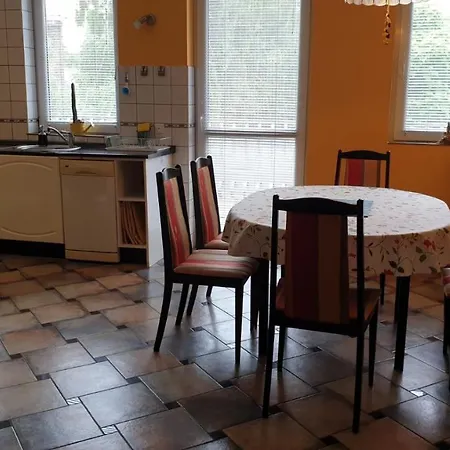Pipacs Apartman