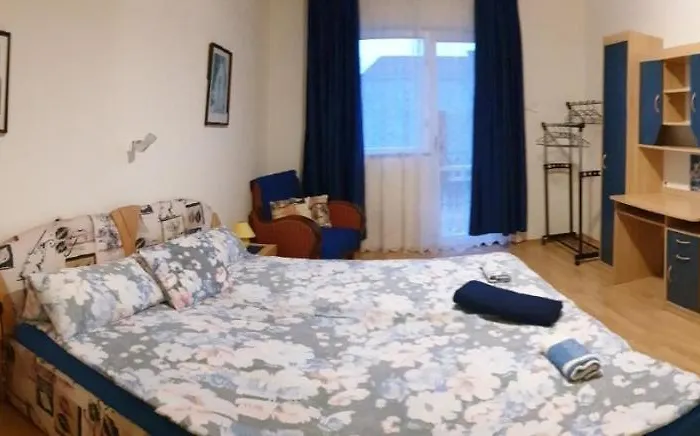 Ilona Апартаменты *